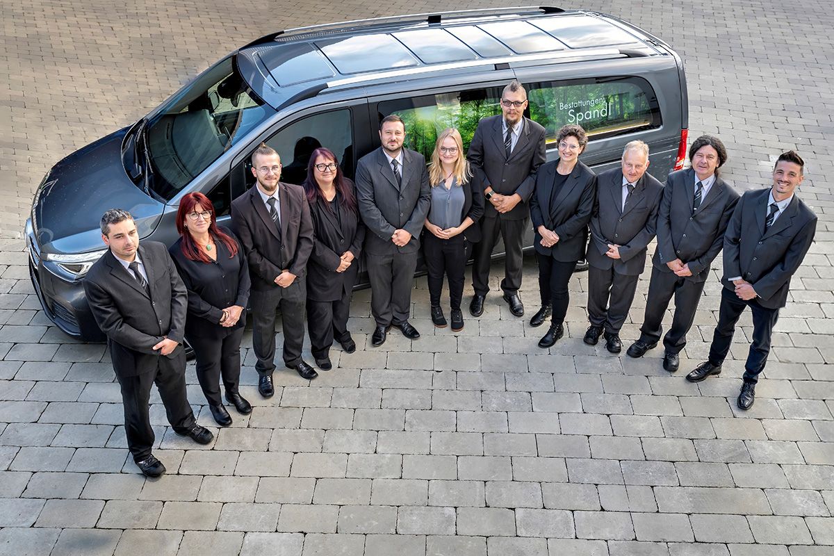 Bestattungen Spandl Team Mitarbeiter